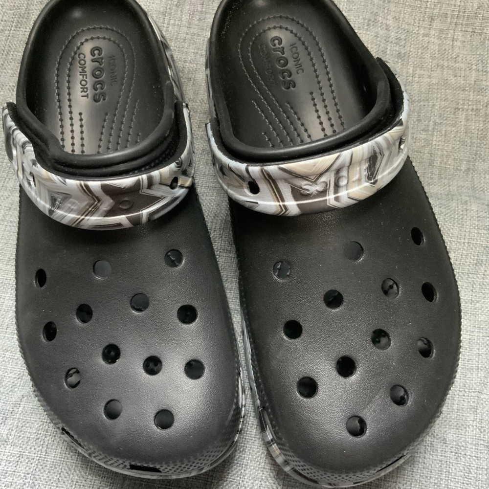 Black Platform Disco Crocs shoes, Size women’s 10 - Picture 8 of 9